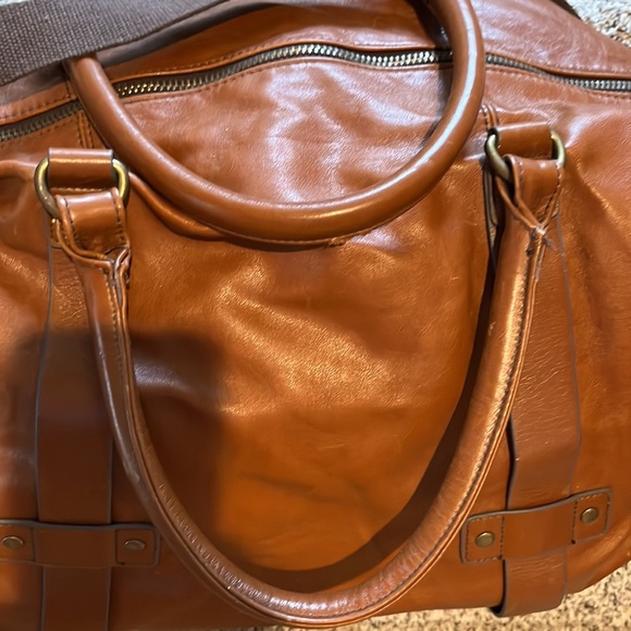 Large duffle H&M bag. - Picture 4 of 7